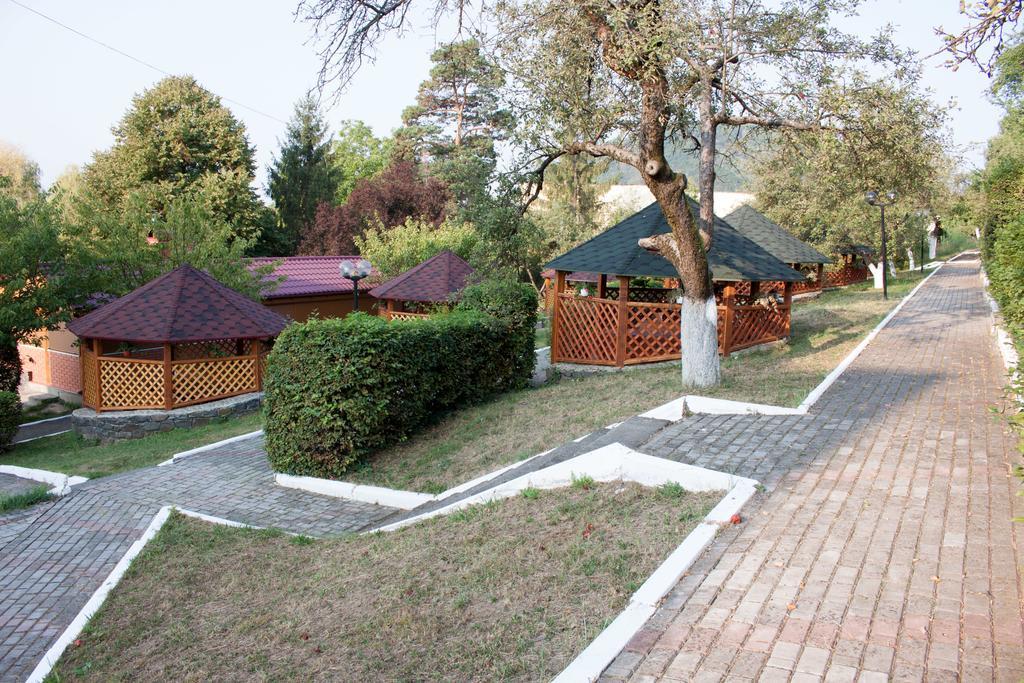 Chervona Gora Mukacheve Ngoại thất bức ảnh