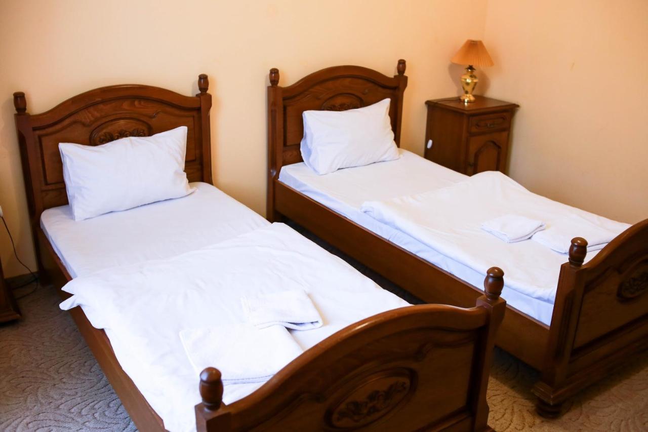 Chervona Gora Mukacheve Ngoại thất bức ảnh