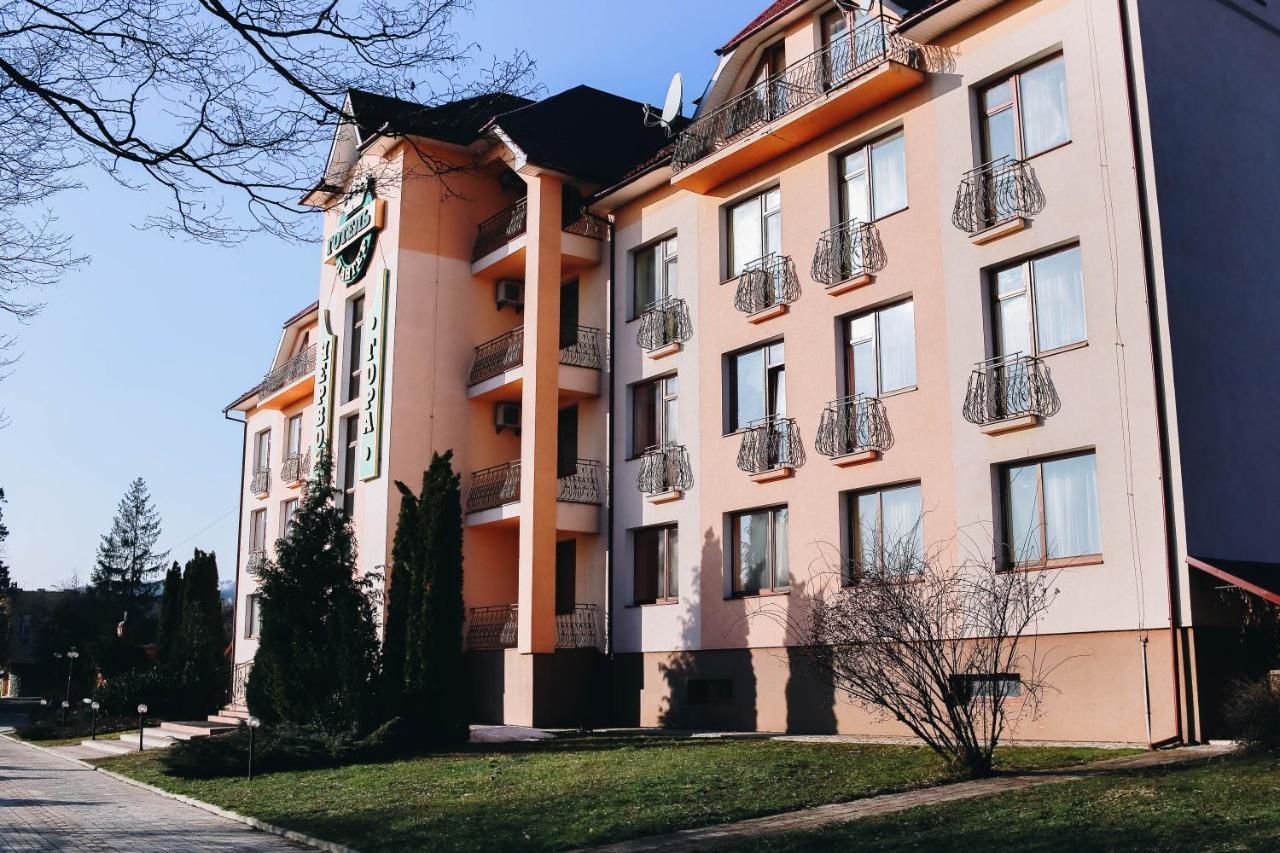 Chervona Gora Mukacheve Ngoại thất bức ảnh